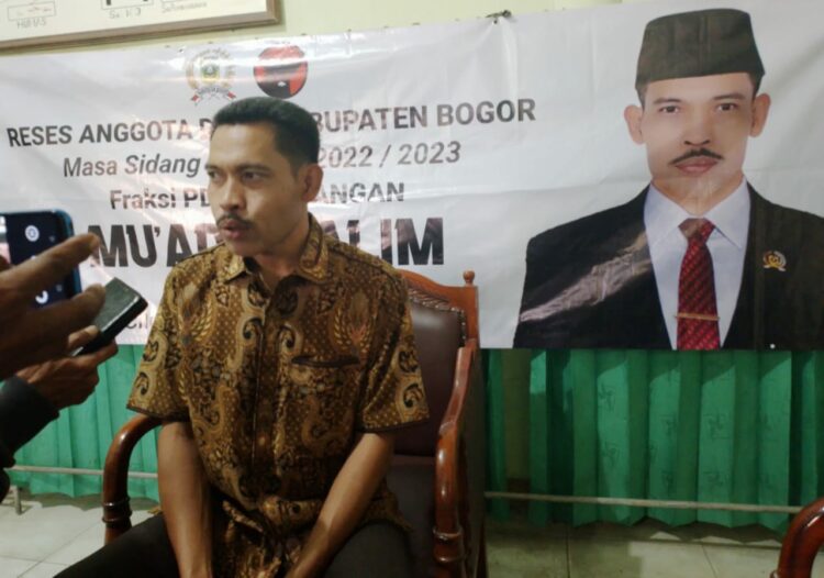 Reses Anggota Dewan Perwakilan Rakyat Daerah ( DPRD) Kabupaten Bogor,bmasa sidang III tahun 2022-2023 Fraksi Partai Demokrasi Indonesia Perjuangan  Dapil II  Bapak Mu'ad Khalim