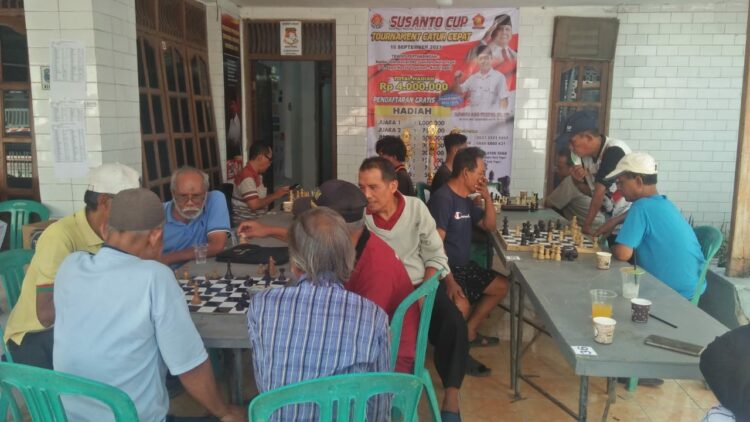 Bertempat di sekretariat Jl.Sepat No. 20 Tegalsari Kota Tegal, kegiatan Turnament cepat, Susanto CUP Minggu (10/9) diadakan