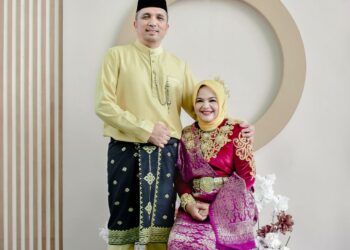 Pj Walikota Sabang Reza Fahlevi dan Ibu