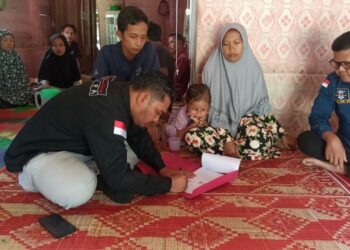 Istri Almarhum Sudomo warga Desa Lae Saga, Kecamatan Longkib, Kota Subulussalam yang meninggal dunia akibat kabel listrik twisted atau SR milik PLN di Desa Bangun Sari resmi menunjuk Yayasan Advokasi Rakyat Aceh (YARA) sebagai Kuasa Hukum untuk mendampingi keluarga almarhum dalam proses hukum.