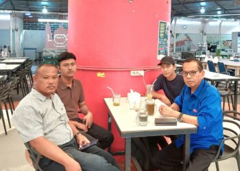Danton yang juga di dampingi Penasehatan Hukum nya H A Muthallib Ibrahim SE,.SH,.M.Si,.M.Kn, di Cafee Langsa City, Kamis (28/9/2023)
