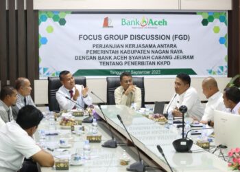 Badan Pengelola Keuangan Daerah (BPKD) Kabupaten Nagan Raya menyelenggarakan Focus Group Discussion (FGD) Perjanjian Kerja Sama tentang Penerbitan Kartu Kredit untuk Pembayaran Atas Belanja yang Dibebankan pada Anggaran Pendapatan dan Belanja Pemerintah Kabupaten (Pemkab) Nagan Raya di Aula BPKD setempat, Rabu (27/9/2023).