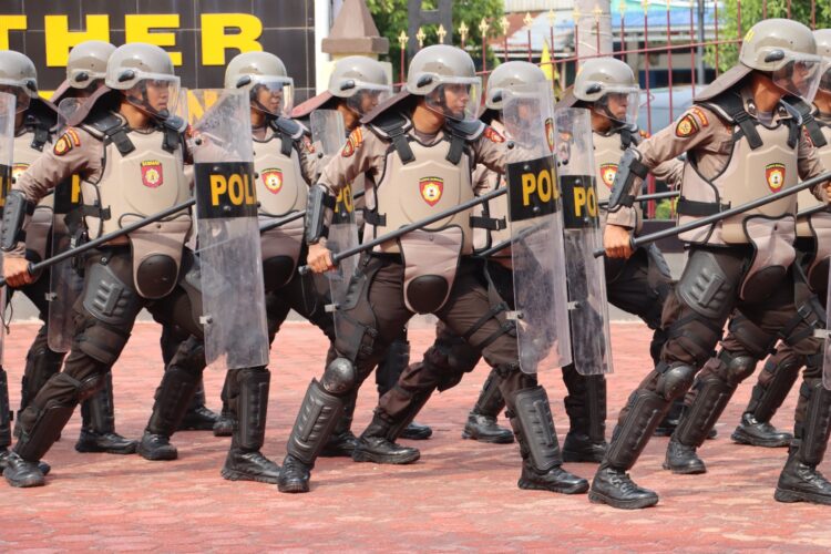 Polres Dumai menggelar Lomba Pengendalian Massa (Dalmas) Awal untuk meningkatkan kemampuan personel serta dalam rangka kesiapan pengamanan Pemilihan Umum (Pemilu) serentak tahun 2024 mendatang, Sabtu (30/9/2023) di Halaman Mapolres Dumai Jalan Jendral Sudirman No. 01 Kelurahan Buluh Kasap Kecamatan Dumai Timur.