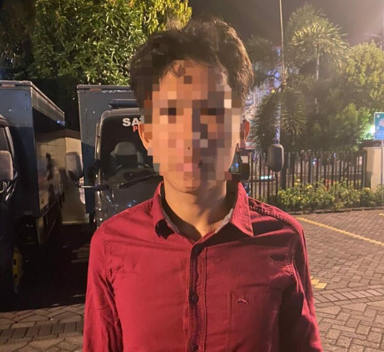 Tim Charlie Resmob On The Road sukses menangkap pelaku penganiayaan dengan senjata tajam yakni lelaki FJT alias Julino (23) warga Desa Kalasey Dua, kepada dua korban, Anjela Nganjo (33) warga Malalayang Dua, Kecamatan Malalayang, dan Gerry Olii (30) warga Desa Kalasey Satu, Kecamatan Mandolang.