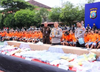 Konferensi pers pengungkapan kasus narkoba dipimpin Kapolda Sumut Irjen Agung, di Mapolda Sumut. Kegiatan ini juga turut dihadiri oleh Polres jajaran,