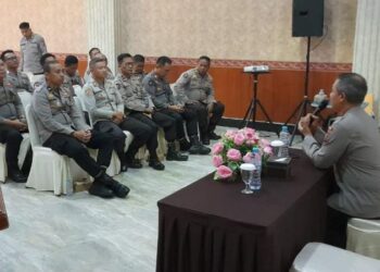 Kasie Humas Polresta Manado Ipda Agus Haryono, mengambil bagian dalam kegiatan Latihan Praktis Operasional (Latpraops) Satuan Tugas Humas di Media and Convention Center (MCC) Manado. Kegiatan ini dihadiri oleh petugas humas dari berbagai instansi kepolisian, dan menampilkan sejumlah materi yang sangat relevan terkait dengan tugas dan fungsi humas, Jumat (6/10/2023).