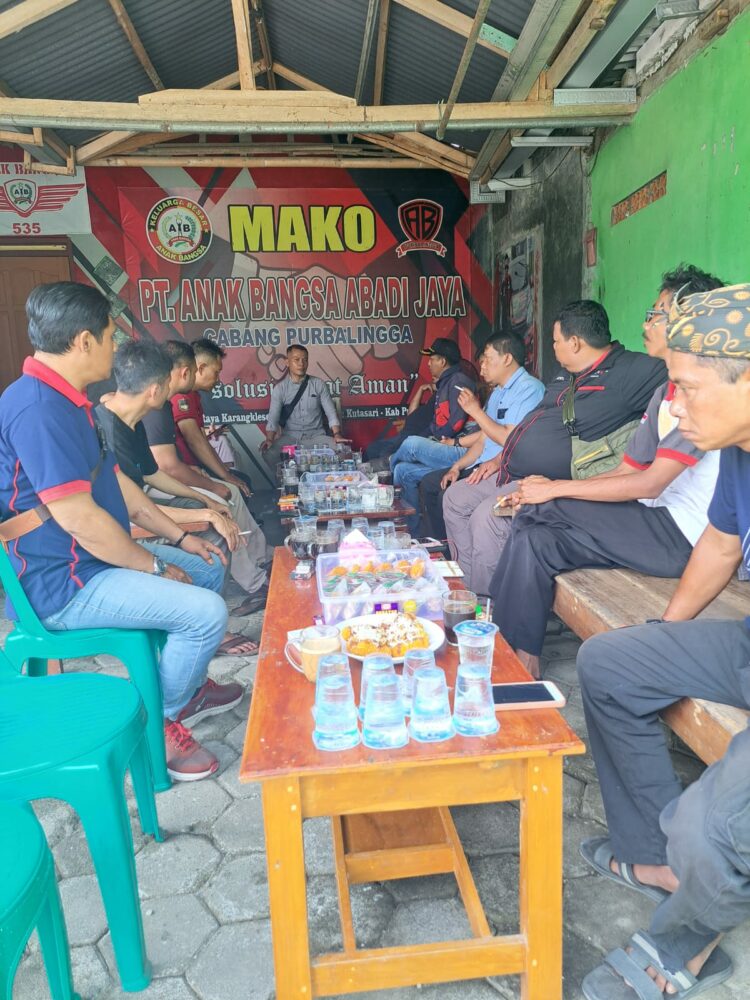 Pertemuan Rutin Bulanan IPJT Purbalingga diadakan di Kediaman Rumah Panji Utomo Desa Karang Klesem kecamatan Kutasari kabupaten Purbalingga. Sabtu Siang. (7/10/2023).