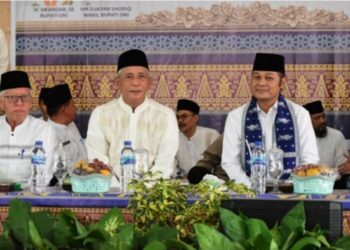 Masyarakat OKI antusian dengan memenuhi Pendopo Kabupaten dalam rangka Pengajian Akbar dan Doa Bersama Ustadz Sauqi Zainuddin MZ.