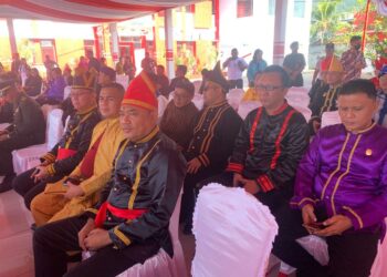 Kalapas Kelas IIB Bitung Bapak Sukron Hamdani hadiri upacara HUT Kota Bitung ke 33 tahun dengan pakaian adat khas simbol daerah Sulawesi Utara (SULUT)
