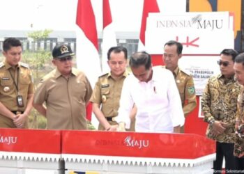 Presiden Joko Widodo (Jokowi), Kamis 26 Oktober 2023 kembali meresmikan salah satu Proyek Strategis Nasional (PSN) yaitu Jalan Tol Trans Sumatera (JTTS) ruas Indralaya Kabupaten Ogan Ilir – Kota Prabumulih (Tol Indraprabu), Sumatera Selatan.