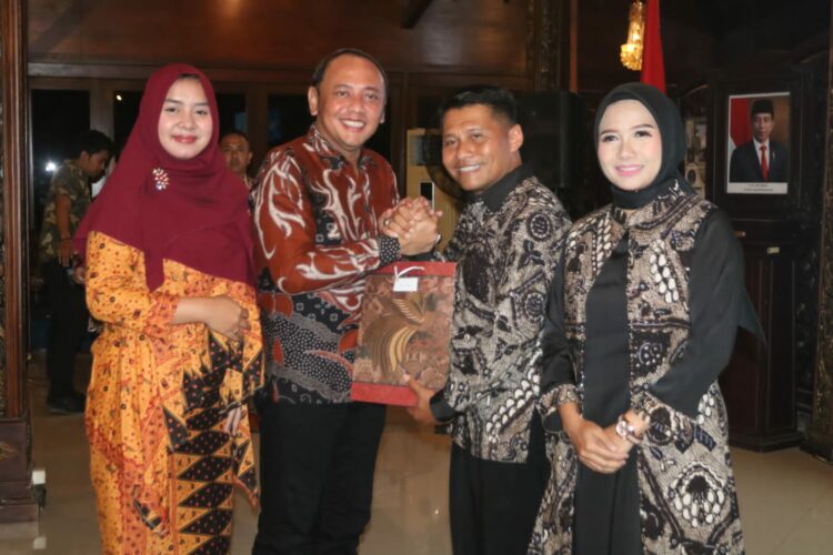 Acara Pisah Sambut Danlanal Tegal, Kamis (26/10/2023) di Pendopo Ki Gede Sebayu, Komplek Balai Kota Tegal.