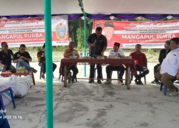 Reses/Sosialisasi Peraturan Perundang - undangan, Ranperda Tentang Ketentraman masyarakat dan Ketertiban Umum, Ketua Fraksi PDI Perjuangan DPRD Sumut Mangapul Purba, S.E, dari Dapil Sumut X (Kabupaten Simalungun dan Kota Pematang Siantar) yang dilaksanakan di Nagori Bosar Galugur Kecamatan Tanah Jawa Senin 30 Oktober 2023 dimulai sekitar pukul 14.00 wib