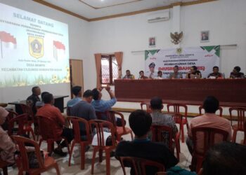 Hadir Dalam Musrenbang Desa Mampir : Sekcam mewakili Camat Cileungsi,Kepala Desa Bpk.Asep Supini,Bpk.Rachman Nugeraha,.S.H,.M.H Pendamping Profesional Kemendes,Sekdes Bpk.Riki, Ketua BPD,Babinsa 0621 Cileungsi AIPTU Lukman,Babinmas Cileungsi AIPDA Gimyanto (Foto : RH/MitraPolri.com)