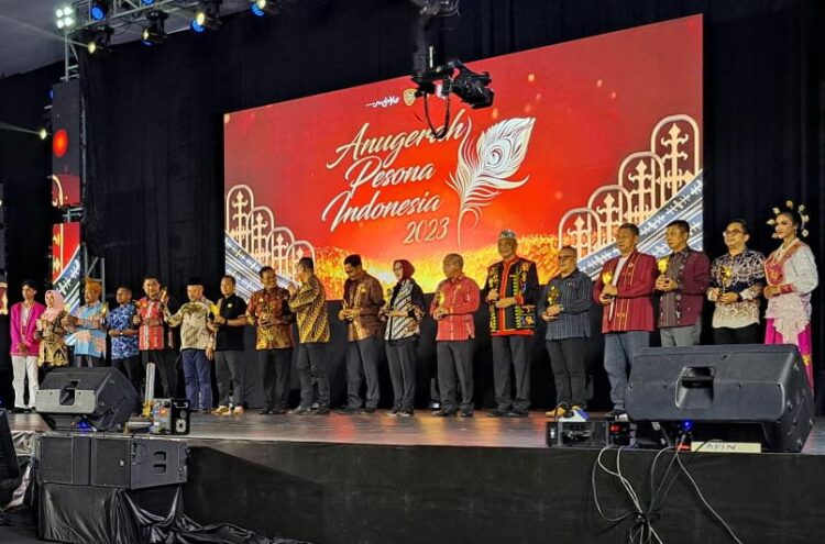 Air terjun Pria Laot Kota Sabang meraih Juara I kategori Surga Tersembunyi dengan jumlah voting 29,97 persen. Untuk kategori Surga Tersembunyi peringkat ke dua diraih oleh Pulau Meatimlarang, Kabupaten Maluku Barat daya (23,62 persen) dan peringkat ketiga diraih oleh Air Terjun Talisewu Kabupaten Kolaka Timur (23,36 persen).