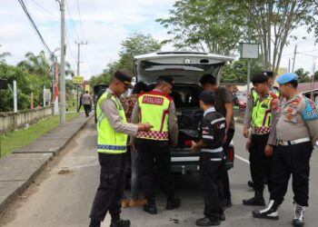 Polres Nagan Raya melakukan patroli yang dilaksanakan oleh personil gabungan polres Nagan Raya, (personil Samapta, lalu lintas, intel dan Reskrim) yang dilaksanakan pada hari Minggu tanggal 05 November 2023 dan rutin dilaksanakan siang maupun malam