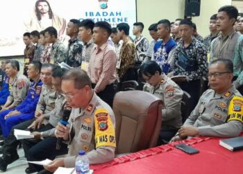 Kegiatan Binrohtal ini diadakan setiap Kamis setelah apel pagi, menjadi salah satu momen penting untuk memperkuat semangat dan mental para anggota, Kamis (09/11/2023).
