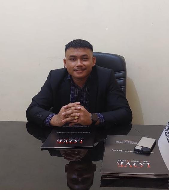 Kepala Badan Perbantuan Hukum Pemuda Batak Bersatu Paul J J Tambunan, SE., SH., MH