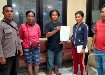Polsek Malalayang berhasil menyelesaikan kasus tidak menyenangkan yang melibatkan Susanti Makawoel (28 tahun) sebagai pelapor dan Johanis Makalare (43 tahun) sebagai terlapor. Peristiwa tersebut terjadi pada hari Kamis, 02 November 2023, sekitar pukul 08.30 WITA di Kelurahan Malalayang Satu Timur Lk VI, Kecamatan Mallyg, Kota Manado.