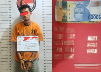 Satu orang tersangka yang menjual narkotika jenis sabu atas nama MAR dan ditemukan Barang Bukti 3 buah paket sabu dengan berat 0.54 gram bruto 2 buah skop terbuat dari pipet, Uang hasil penjualan Rp. 145.000 dan 10 plastik klip kosong.
