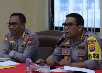 Kapolresta Manado, Kombes Pol Julianto P. Sirait, S.H., S.I.K, bersama Kepala SPN Polda Sulawesi Utara Kombes Pol Sucahyo Hadi