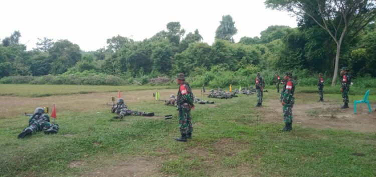 Prajurit Kodim 0103/Aceh Utara laksanakan Latihan Menembak Senjata Ringan (Latbakjatri) TW IV Tahun 2023 bertempat di Lapangan Tembak TNI AU Satradar 231 Buket Rata, Kecamatan Blang Mangat, Kabupaten Aceh Utara, Selasa (14/11/2023).