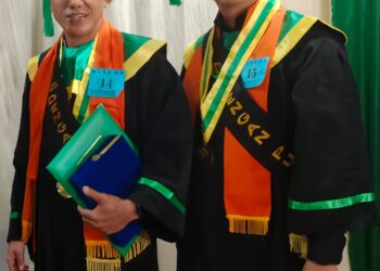 AKBP Ari Lasta Irawan, S.I.K M,S,M mantan Kapolres Lhokseumawe dan AKBP Siswoyo S.I.K, M,S,M mantan Kapolres Bener Meriah melaksanakan Wisuda angkatan ke 33 pada Rabu, 15 November 2023 di Gedung ACC Cunda Universitas Malikusalleh, Uteun Kot, Kota Lhokseumawe.