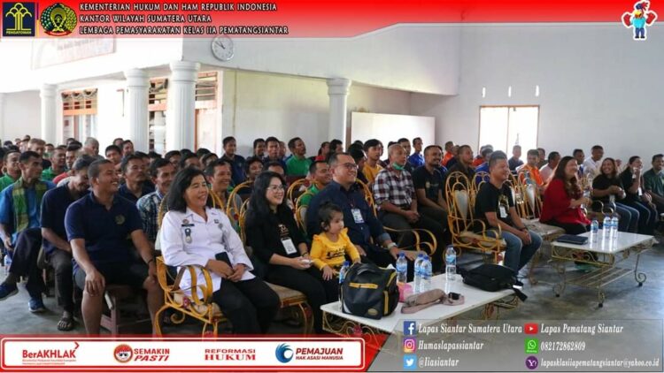 Lapas kelas IIA Pematamgsiantar Kanwil Kemenkumham Sumut menggelar Kebaktian Kebangkitan Rohani (KKR) di Gereja Lapas yang di isi oleh GBI Siantar Plaza