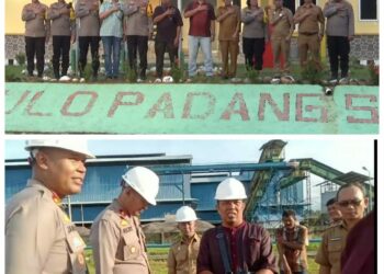 Kapolres Labuhanbatu AKBP James H. Hutajulu memediasi kedua belah pihak di Kantor Lurah Pulo Padang, Jalan Lintas Pulo Padang, Kecamatan Rantau Utara, Kabupaten Labuhanbatu, Senin (14/11/2023).