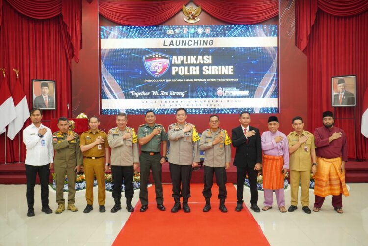 Polda Riau Luncurkan Aplikasi Polri Sirine produk Bid Labfor Polda Riau. Pada Senin (20/11/23) sekira jam 14.00 Wib