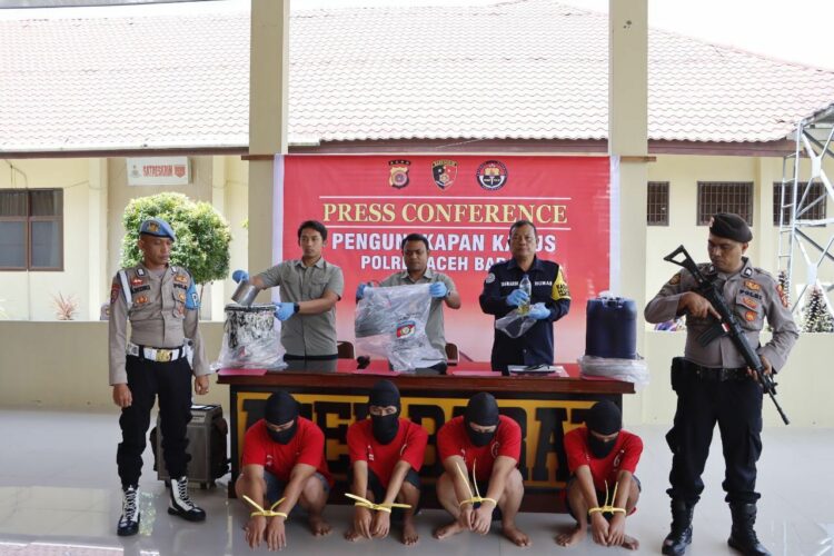 Kapolres Aceh Barat AKBP Andi Kirana S.I.K., M.H, melalui Kasat Reskrim iptu Fachmi Suciandi S.H, dalam Press Confrence di Mapolres Aceh Barat