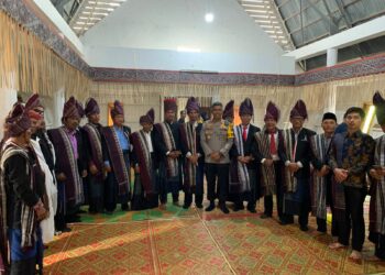 Pesta Budaya Tugu Luhutan Bolon Turpuk Pomparan Raja Silahi Sabungan Bolahan Amak Batu Raja yang digelar setiap bulan Nopember setiap tahunnya oleh keturunan Raja Silahi Sabungan diamankan Polres DAIRI sejak hari Jumat 24 Nopember 2023 hingga Minggu tgl 26 Nopember 2023 bertempat di Tugu Makam Raha Silahi Sabungan Silalahi Nabolak Kec. Silalahi Kab DAIRI.
