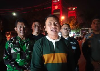 Ditsamapta Polda Sumsel melakukan Swiping patroli jalan kaki di seputaran Monpera dan Benteng Kuto Besak (BKB).