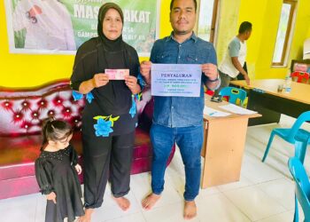 Pemerintah Gampong (Desa) Jeumpa Geulumpang VII Kecamatan Matangkuli Kabupaten Aceh Utara melaksanakan program pembagian Bantuan Langsung Tunai dana desa (BLT-DD) Triwulan 4 tahun 2023 serta Sembako. Kegiatan tersebut bertujuan untuk membantu keluarga penerima manfaat (KPM) yang terdampak ekonomi. Pembagian BLT–DD serta sembako berlangsung di Kantor Desa Jeumpa Geulumpang VII, Sabtu (02/12/2023).
