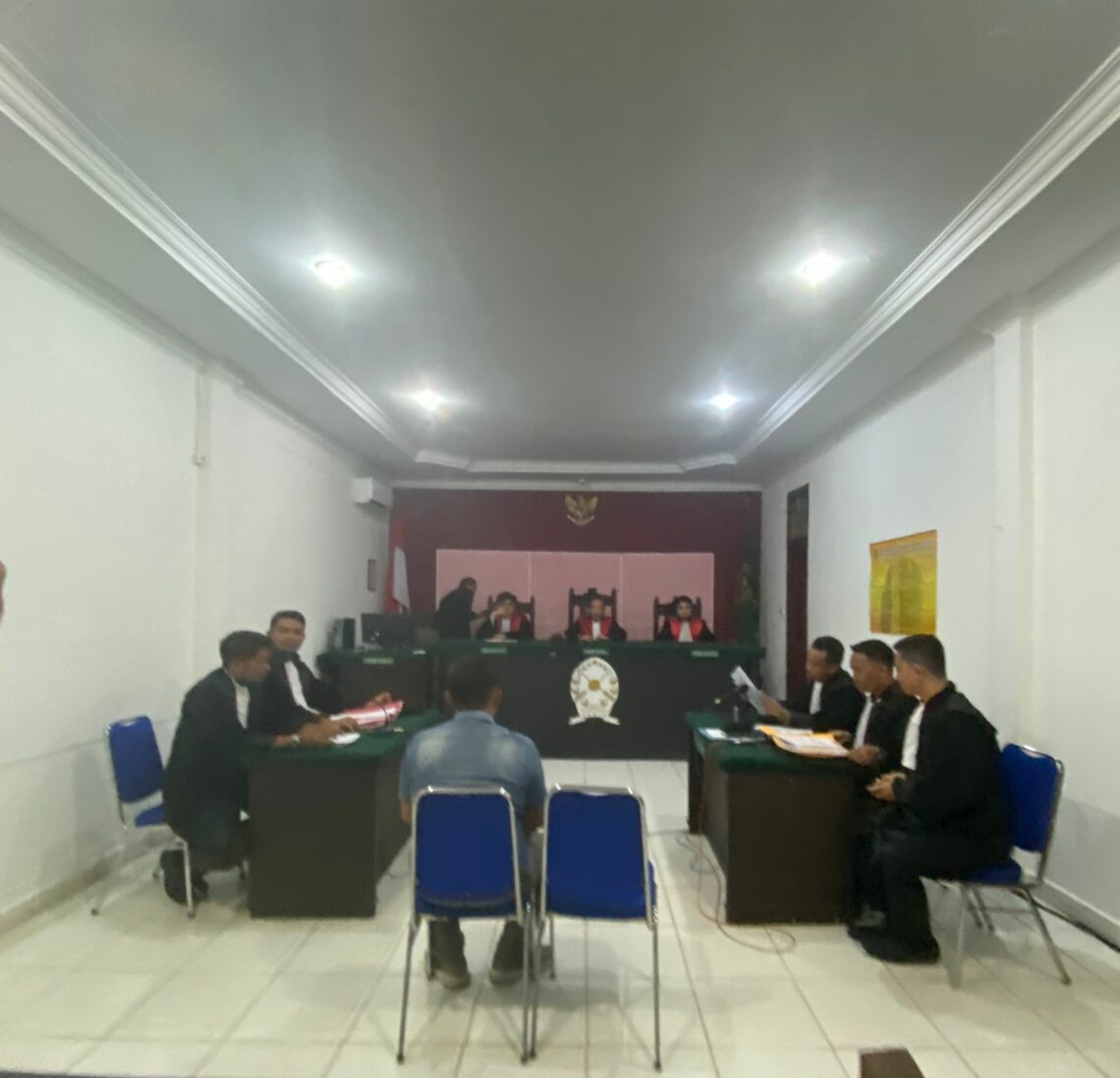 Sidang perdana kasus kekerasan dalam rumah tangga (KDRT) dengan terdakwa Sakkeus Harahap digelar Senin (29/11/2023) kemarin di Pengadilan Negeri Sibuhuan, Padang Lawas.