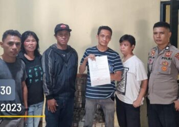 Anggota jaga Brigadir J. Mananalis berhasil menyelesaikan masalah kecelakaan lalu lintas antara kendaraan R2 dan kendaraan R4. Insiden ini terjadi sekitar pukul 05.00 WITA di Jalan Bulevar Dua Lorong, Kelurahan Maasing Lk.II pada hari Minggu, tanggal 3 Desember 2023, pukul 08.00 WITA