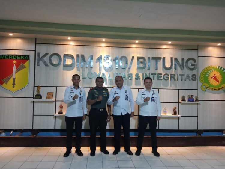 Bertempat di Kodim 1310/Bitung, Kepala Lapas Kelas IIB Bitung, Syukron Hamdani, didampingi Kepala Kesatuan Pengamanan Lapas (Ka. KPLP), Jerry Djarang, Kepala Sub Seksi Keamanan, Berlin menemui Komandan Kodim (Dandim) Bitung Letnan Kolonel Hanif Tupen untuk mengkoordinasikan tentang pengamanan menjelang Nataru.