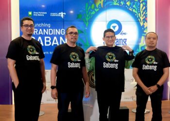 Peluncuran tersebut ditandai dengan pemukulan rapa'i oleh Menparekraf Sandiaga Uno, bersama Pj Wali Kota Sabang Reza Fahlevi, didampingi Plt Kepala Badan Pengusahaan Kawasan Sabang (BPKS) Marthunis dan Ketua Tim Branding Pariwisata Sabang M. Arif Budiman, di Gedung Pesona Sapta, Jakarta Pusat, Senin (18/12/23).