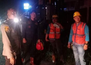 Sebuah musibah kebakaran melanda Kelurahan Kairagi Satu Lingkungan III, Kecamatan Mapanget. Empat unit rumah semi permanen yang dimiliki oleh Bapak Jefry Surentu, Bapak Jems Surentu, Bapak Robbi Surentu, dan Ibu Rosye Surentu menjadi korban dalam peristiwa tragis ini pada hari Minggu, 17 Desember 2023, sekitar pukul 18.30 WITA.