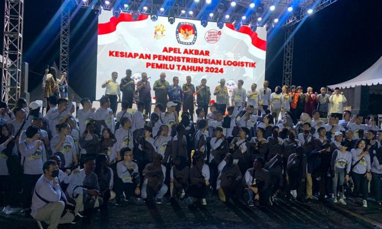 Personel Polresta Manado yang tergabung dalam operasi mantap Brata telah berhasil mengamankan kegiatan Apel Akbar dalam rangka kesiapan pendistribusian logistik pemilu 2024. Acara tersebut digelar dengan khidmat di Pohon Kasih, Kawasan Mega Mas, Kota Manado.