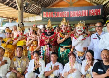 Rapat Kerja Nasional PW Fast Respon Nusantara (FRN) Counter Polri seluruh Indonesia dilaksanakan di Kang Janger Restoran Badung, Bali.