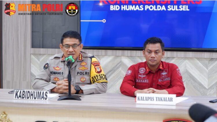 Kabid Humas Polda Sulsel Kombes Pol Komang Suartana dan Kalapas Takalar