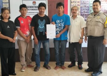 Bhabinkamtibmas Polsek Mapanget, Bripka Michael Wentuk, berhasil menyelesaikan konflik agraria melalui kegiatan problem solving di kantor Lurah Kima Atas. Giat tersebut melibatkan Sekretaris kelurahan, ketua lingkungan 1 dan 2 Kima Atas Kecamatan Mapanget.