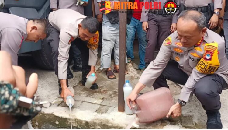 Selama tiga hari pelaksaan operasi miras tersebut, sedikitnya 2.157 liter miras tradisional jenis Ballo berhasil diamankan pihak kepolisian. Barang bukti tersebut, telah diamankan di Markas Satuan Shabara Polrestabes Makassar dan dimusnahkan, pada Minggu (24/12/2023).