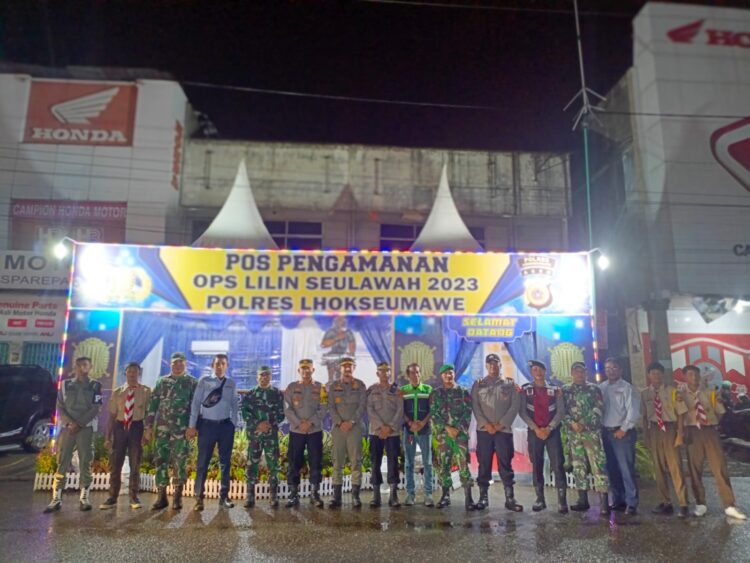 Kodim 0103/Aceh Utara mengikuti Patroli Gabungan pengamanan Natal dan Tahun Baru (Nataru) Minggu malam di Kota Lhokseumawe, (24/12/2023).