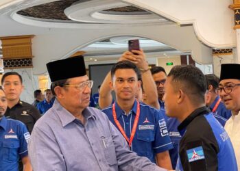Jonniadi bertemu secara langsung dengan SBY melalui Sekretaris Jenderal Partai Demokrat Teuku Rifky Harsya, Jonniadi sempat berbincang dengan SBY tentang langkah-langkah yang akan diambil nya di 2024.