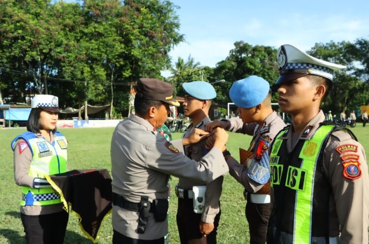 PIMPIN SERTIJAB: Kapolda Sumut, Irjen Pol Agung Setya Imam Effendi memimpin pelaksanaan Sertijab Wakapolda Sumut di Aula Tribrata Mapolda Sumut, Kamis (21/12/2023). (Foto Dok/ Polda Sumut)