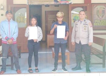 Bripka Sulitno Jali, anggota piket Reskrim, berhasil menyelesaikan konflik melalui proses mediasi (problem solving). Kejadian tersebut melibatkan Pelapor/Korban, Vanessa Safira Gagola, berusia 22 tahun, pekerja di MRT, dan Terlapor/Pelaku, Amirrudin Maharil, 25 tahun, seorang pekerja swasta. Lokasi kejadian terletak di Kelurahan Molas Lingkungan V Kecamatan Bunaken Kota Manado, pada hari Selasa, 02 Januari 2024.