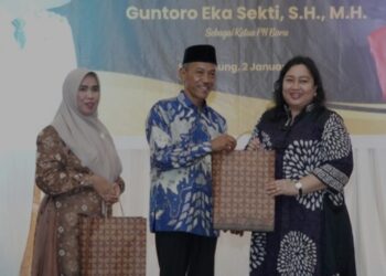 Pemkab Ogan Komering Ilir (OKI) melaksanakan lepas sambut antara Ketua Pengadilan Negeri Tira Tirtona, S. H, M. Hum digantikan pejabat baru Guntoro Eka Sekti, S.H., M. H, pada Selasa, (2/1/2024).