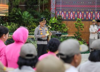 MELANTIK: Kapolda Sumut, Irjen Pol Agung Setya Imam Effendi, melantik pejabat utama dan sejumlah kapolres di Aula Tribrata Mapoldasu, Kamis (4/1/2024). (Foto Dok/ Polda Sumut)