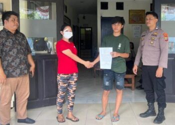 Piket SPKT Polsek Malalayang turun tangan dalam kegiatan problem solving terkait dugaan penganiayaan yang terjadi di Hotel Lucky, Kelurahan Malalayang Satu, Kecamatan Malalayang. Insiden tersebut melibatkan seorang remaja laki-laki, AP (16), dan seorang perempuan, Lidya Laluyan (21) pada pukul 16.00 WITA, Selasa 09 Januari 2024.